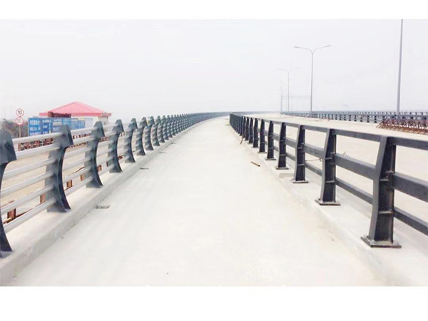 @道路、橋梁護(hù)欄合作案例 (8) 副本2 - 副本.jpg